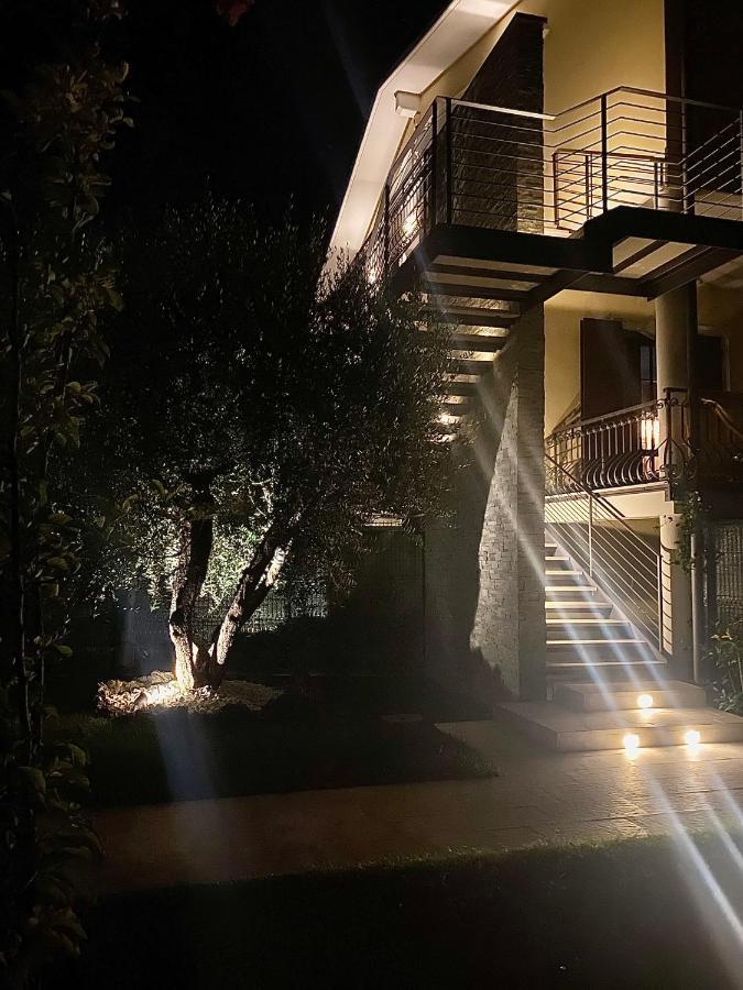 Villa Elena デセンツァーノ・デル・ガルダ エクステリア 写真